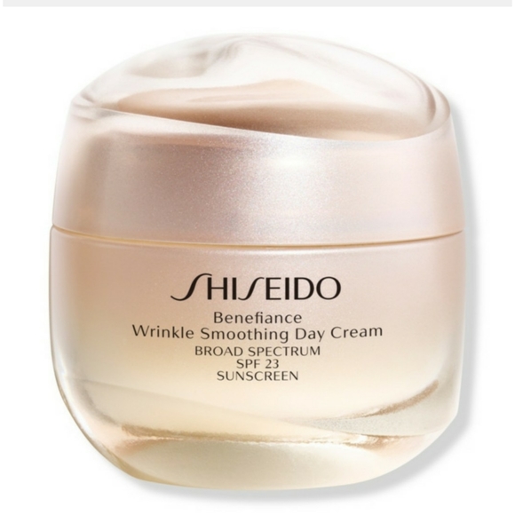 NWT Shiseido Wrinkle Smoothing Day Cream SPF 23 - Picture 2 of 5